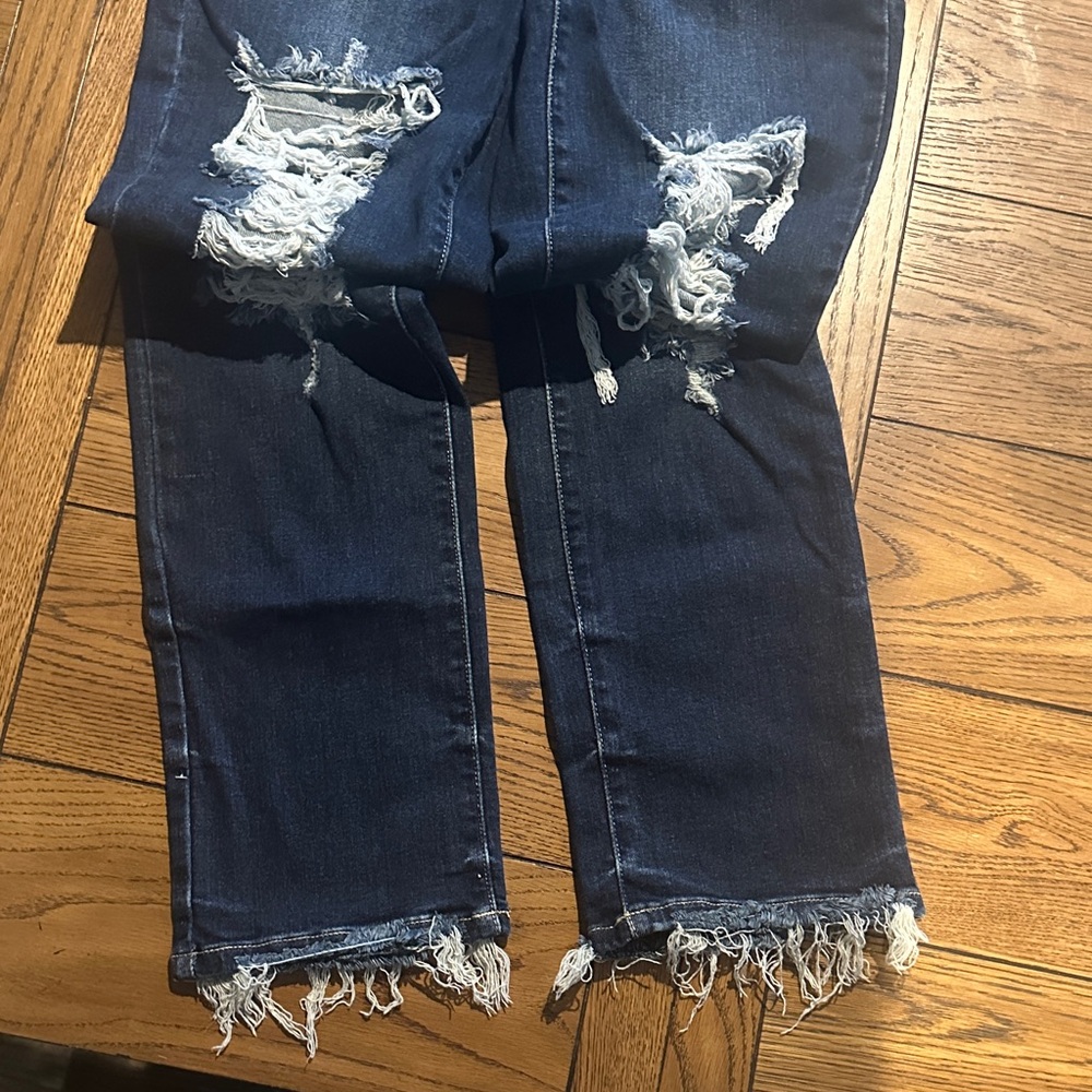 Judy Blue Women's Dark Blue Cropped Jeans - Picture 5 of 5
